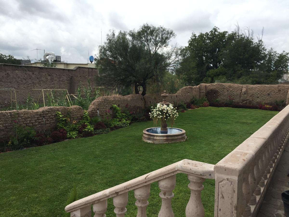 Los Nogales Inn Camargo Bagian luar foto